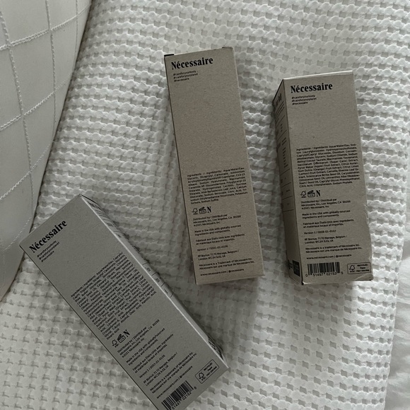 Nécessaire Products - Picture 3 of 7